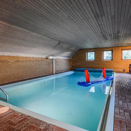 5 Bedroom Stunning Home In Fredericia * 腓特烈西亚